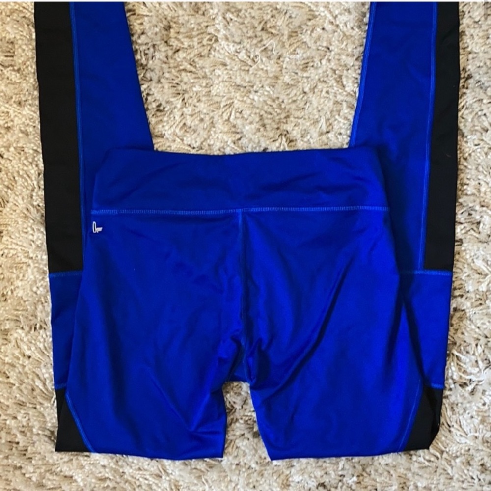 ✨ FABLETICS LEGGINGS ✨ - Picture 2 of 2